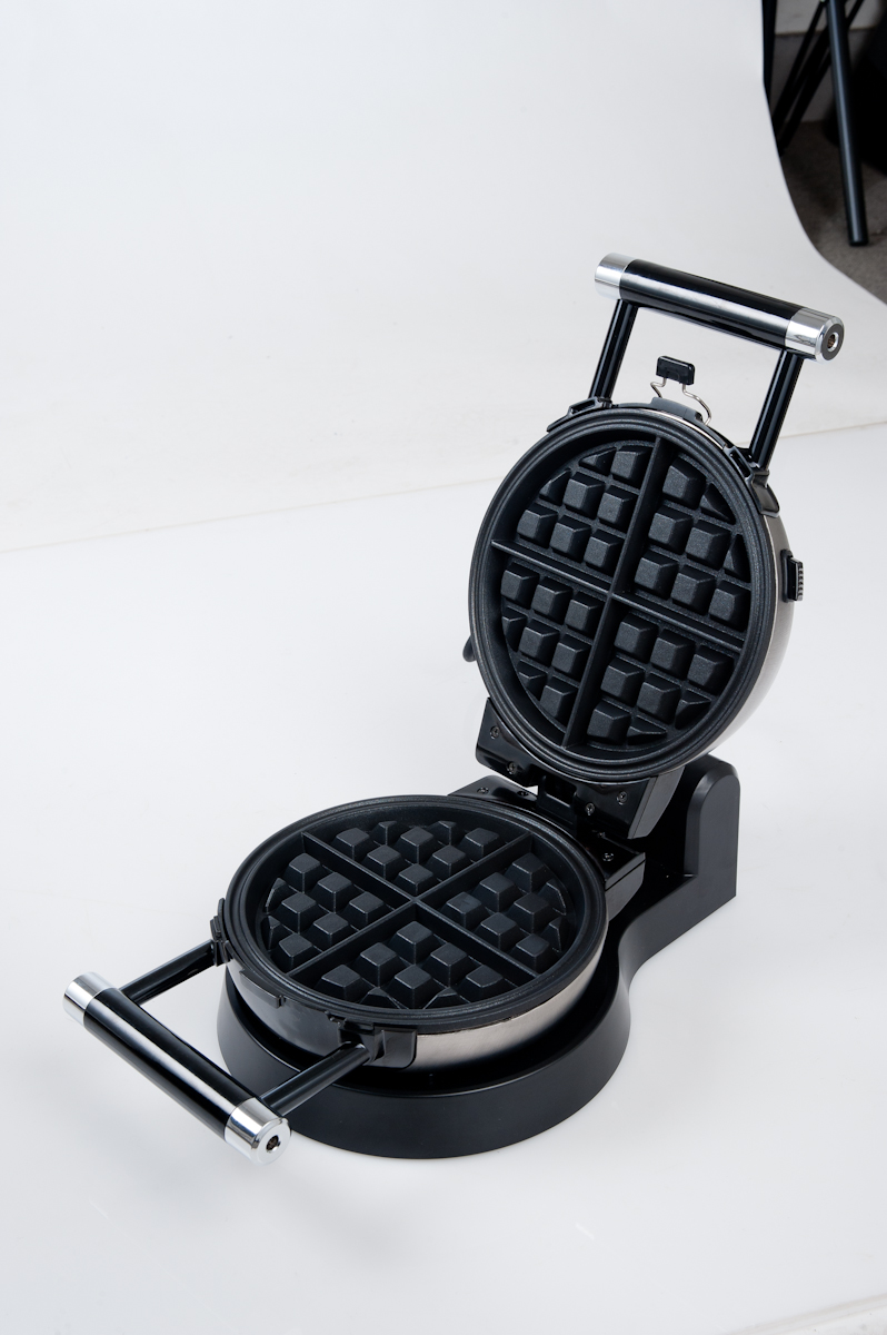 Secura 360 Rotating Belgian Waffle Maker w/ Removable Plates The Secura